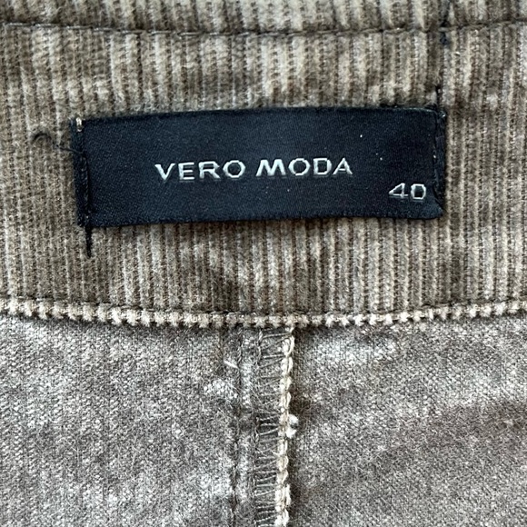 Vero Moda taupe corduroy wrap skirt - Picture 13 of 15